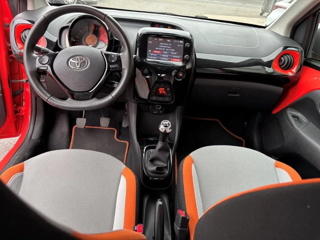 TOYOTA AYGO 1.2 , 82 PS — zdjęcie 9