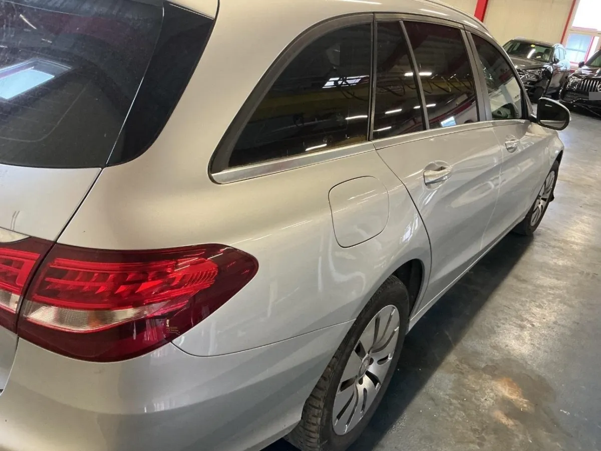 Mercedes-Benz C-Klasse T-Limousine C 200 D 2.1, 135 PS — zdjęcie 3