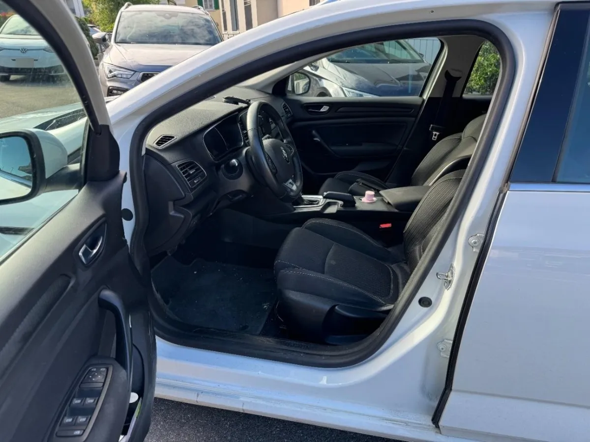 Renault Megane IV Grandtour Business, 115 PS — zdjęcie 7