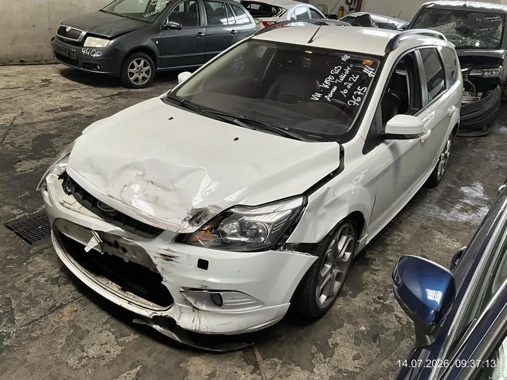 Ford Focus 2.0i Titanium, 145 PS