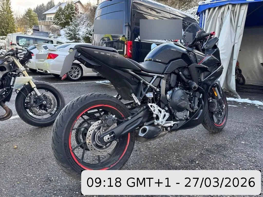 SUZUKI GSX 8 R (35kW), 48 PS — zdjęcie 4