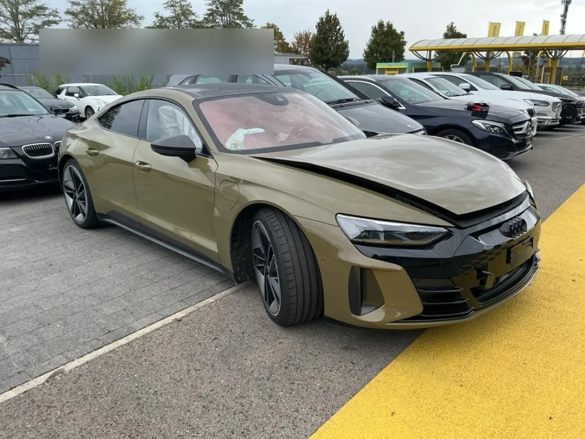 AUDI E-tron GT, 599 PS — zdjęcie 3