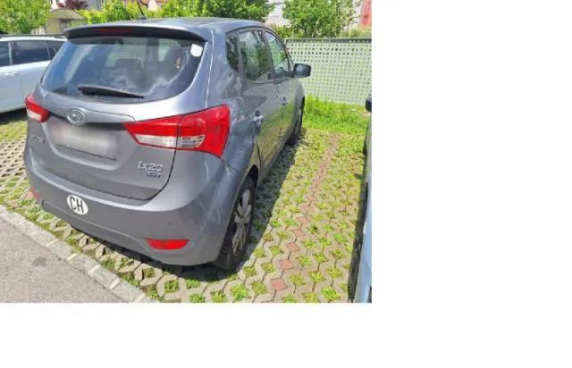 Hyundai ix20 1.6 CRDi Amplia, 128 PS — zdjęcie 3