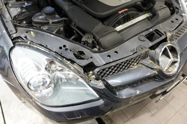 Mercedes-Benz SLK 300, 231 PS — zdjęcie 11