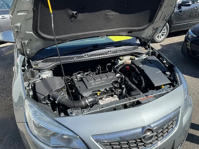 Opel Astra J 1.4 T eTEC Enjoy 1.4, 140 PS — zdjęcie 7