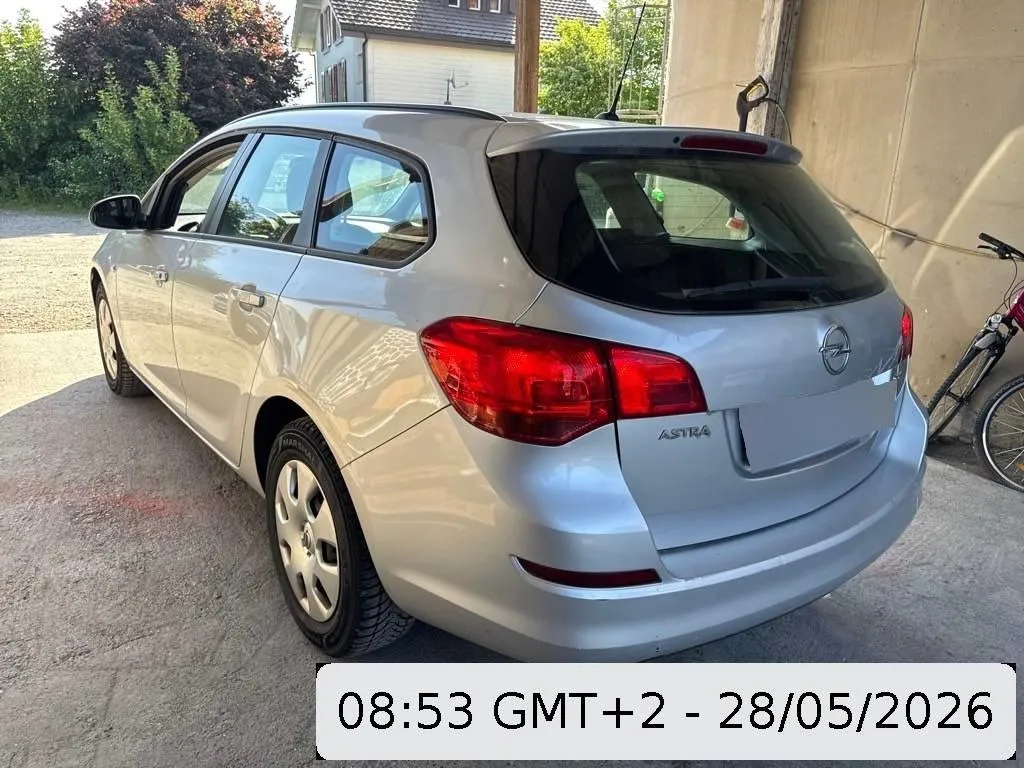 Opel Astra J Limousine/Sports Tourer - ab 11.2009 - 09.2015 Astra J 17DTJ ST 1.7, 110 PS — zdjęcie 6