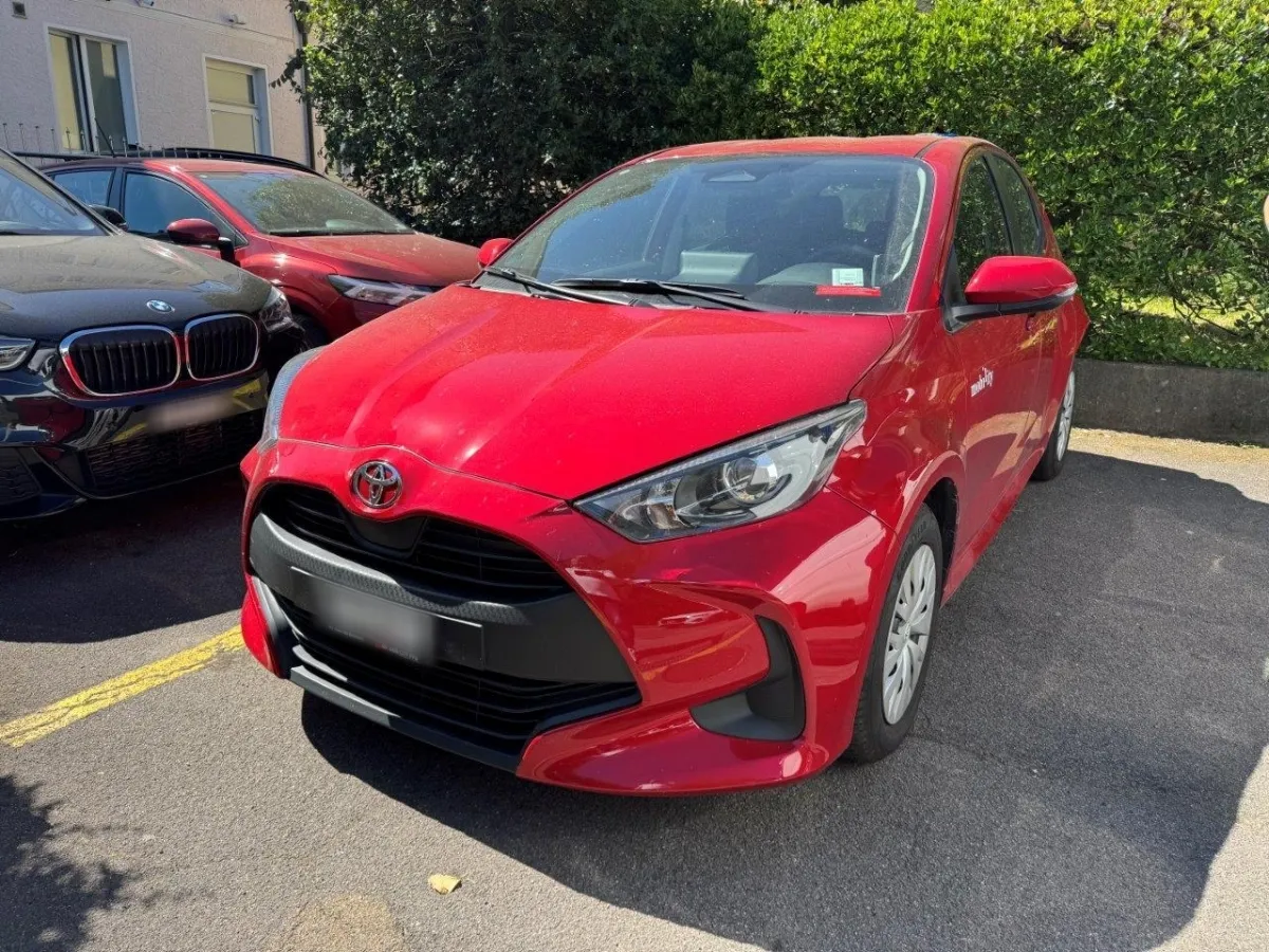 Toyota Yaris 1.5 VVT-i HSD Comfort 1.5, 92 PS — zdjęcie 4