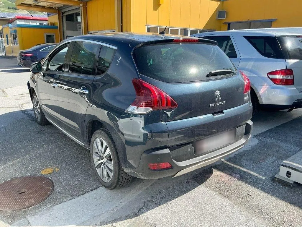 Peugeot 3008 1.6 THP Allure 1.6, 165 PS — zdjęcie 4