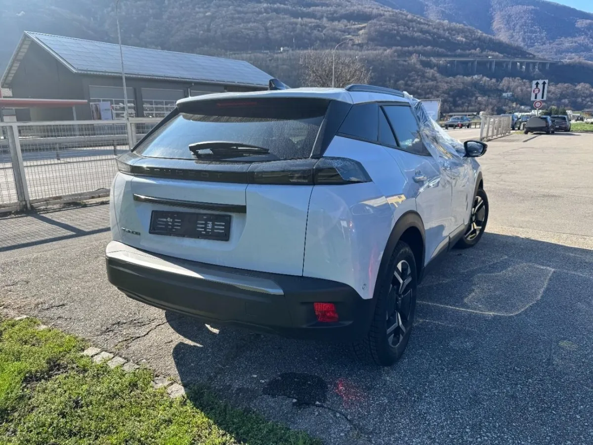 PEUGEOT 2008 156 e Allure, 156 PS — zdjęcie 2