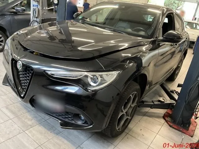 Alfa Romeo Stelvio 2.2 Veloce, 209 PS — zdjęcie 2