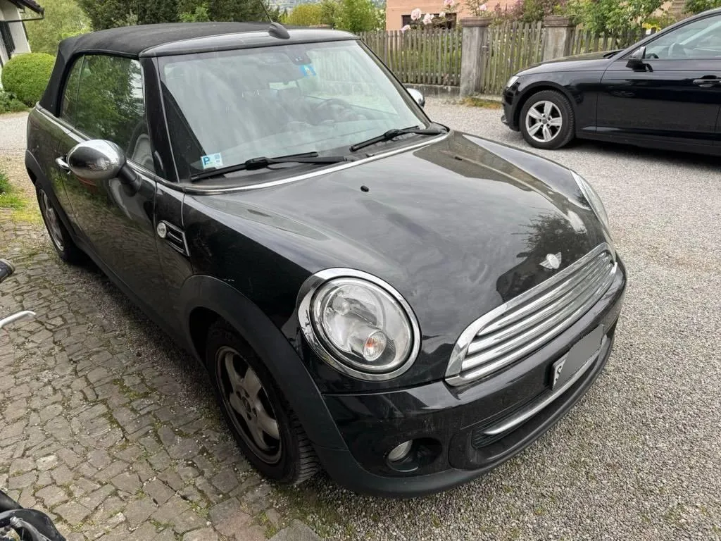 Mini II Cabrio - R57 Mini Cooper Cabrio 1.6, 122 PS — zdjęcie 1