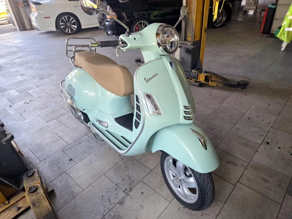 Piaggio Vespa GTS 125, 15 PS — zdjęcie 3