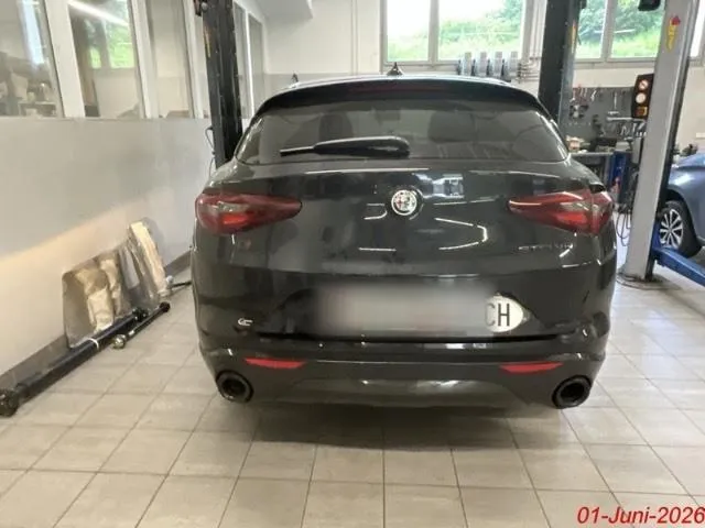Alfa Romeo Stelvio 2.2 Veloce, 209 PS — zdjęcie 5