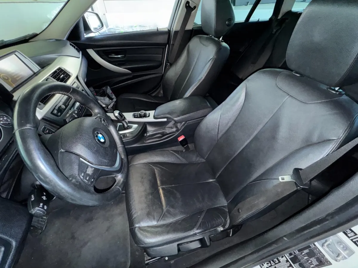 BMW 316d-335i xDrive Touring 320d xDrive 2.0, 184 PS — zdjęcie 8