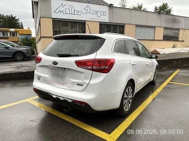 Kia Cee'd SW 1.6D DCT, 136 PS — zdjęcie 1