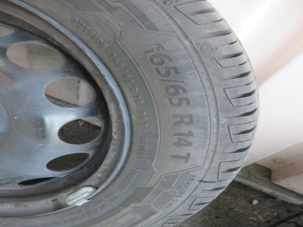 Citroën C1 VTI 72, 72 PS — zdjęcie 15