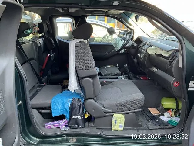 Nissan Navara King Cab SE 2.5 dCi 4WD, 171 PS — zdjęcie 15