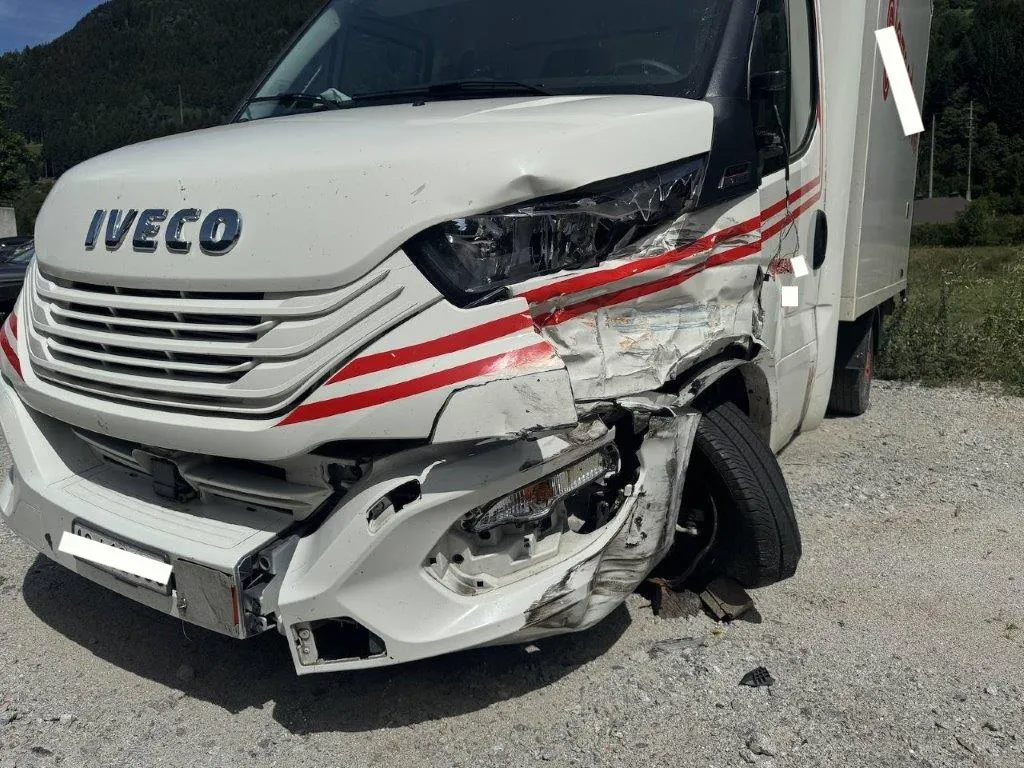 Iveco Daily 35 S 21HA8 K.-Ch. 3750 3.0 HPI 207, 207 PS — zdjęcie 6