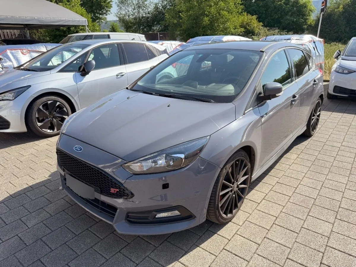 EBZ - Ford Focus 5-türig/Focus 5-türig (Turnier) - CEW Focus ST 2.0, 250 PS — zdjęcie 4