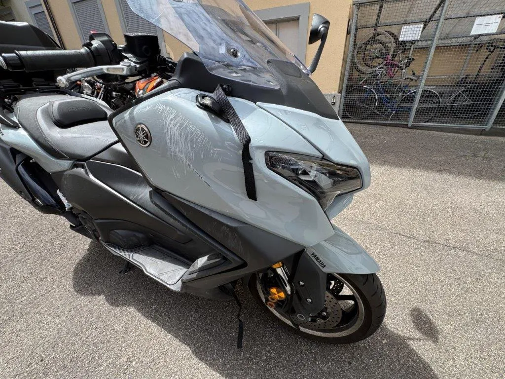 Yamaha TMax 560 ABS Tech Max, 48 PS — zdjęcie 3