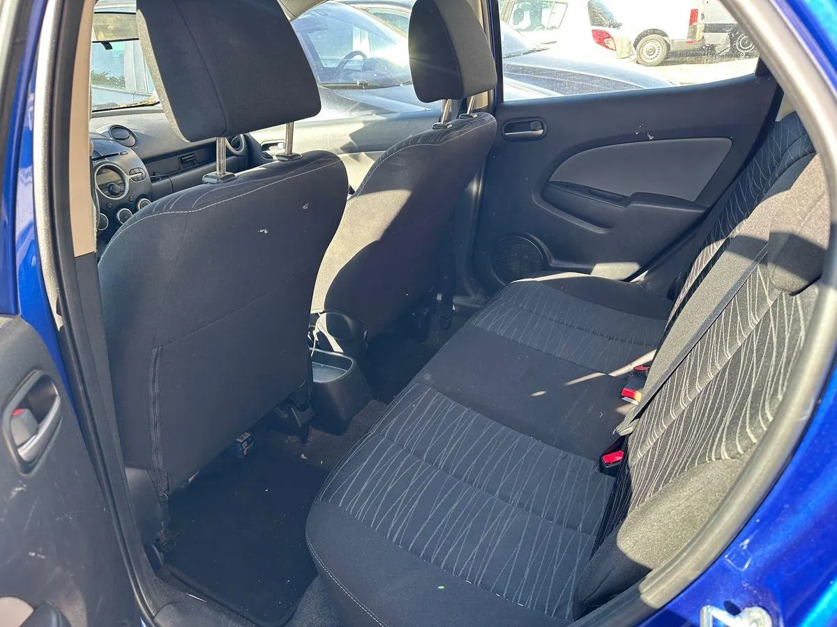 Mazda 2 1.3 86 MZR Exclusive, 86 PS — zdjęcie 8