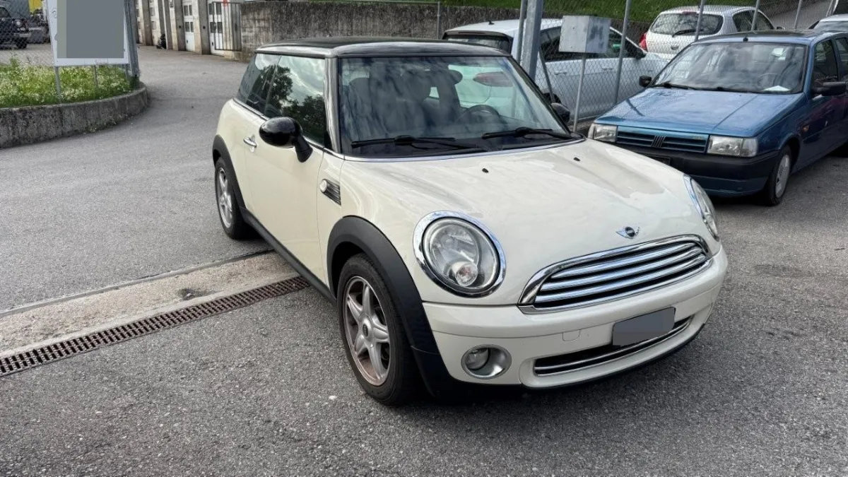 Mini Mini R56 1.6i Cooper, 120 PS — zdjęcie 3
