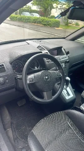 Opel Zafira B 1.9 CDTI Cosmo Automatic 1.9, 120 PS — zdjęcie 9