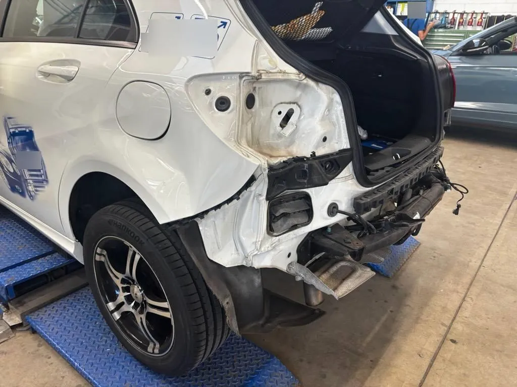 Mercedes-Benz A-Klasse W176 A 200, 156 PS — zdjęcie 12