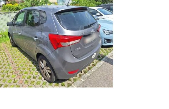 Hyundai ix20 1.6 CRDi Amplia, 128 PS — zdjęcie 4