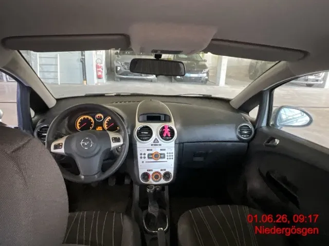 Opel Corsa D 1.4 TP Enjoy 1.4, 90 PS — zdjęcie 7