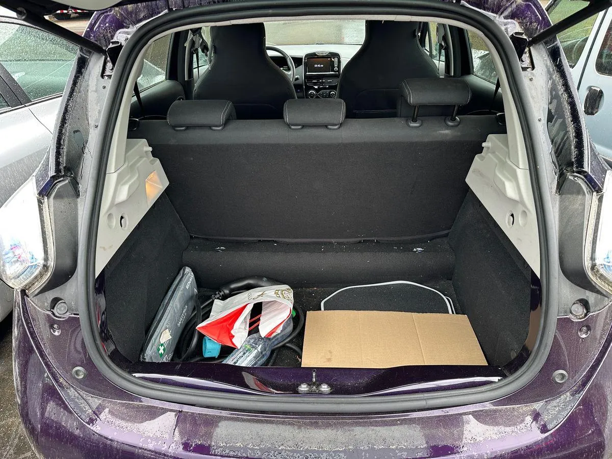 Renault Zoe Limited, 109 PS — zdjęcie 11
