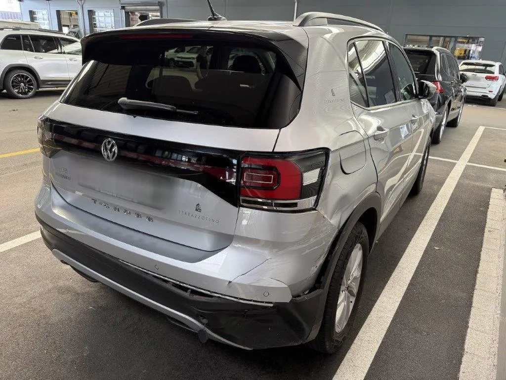 VW T-Cross 1.0 TSI 115 Life, 115 PS — zdjęcie 1