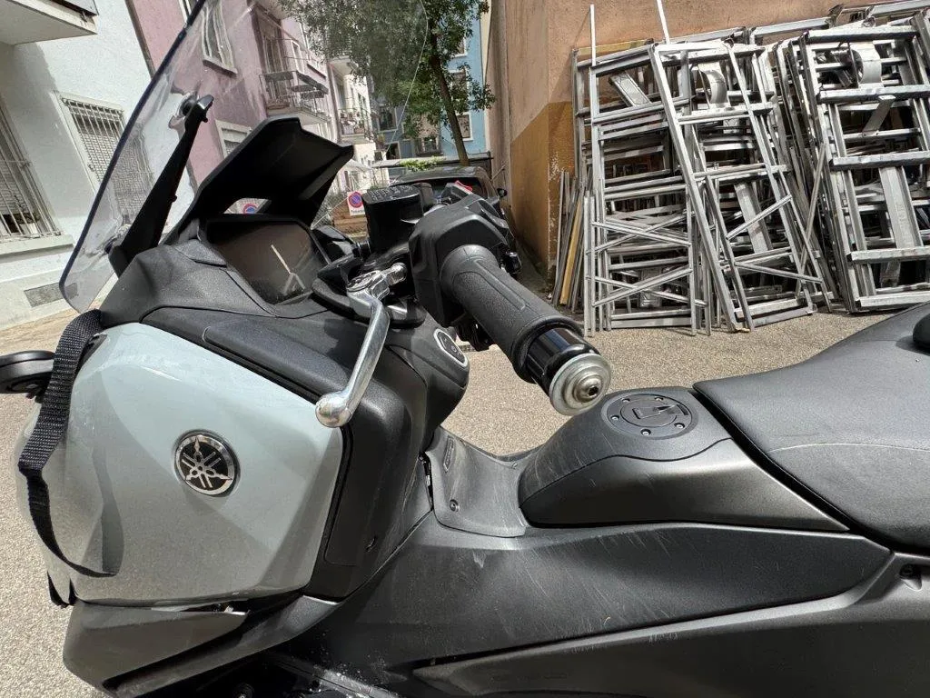 Yamaha TMax 560 ABS Tech Max, 48 PS — zdjęcie 12