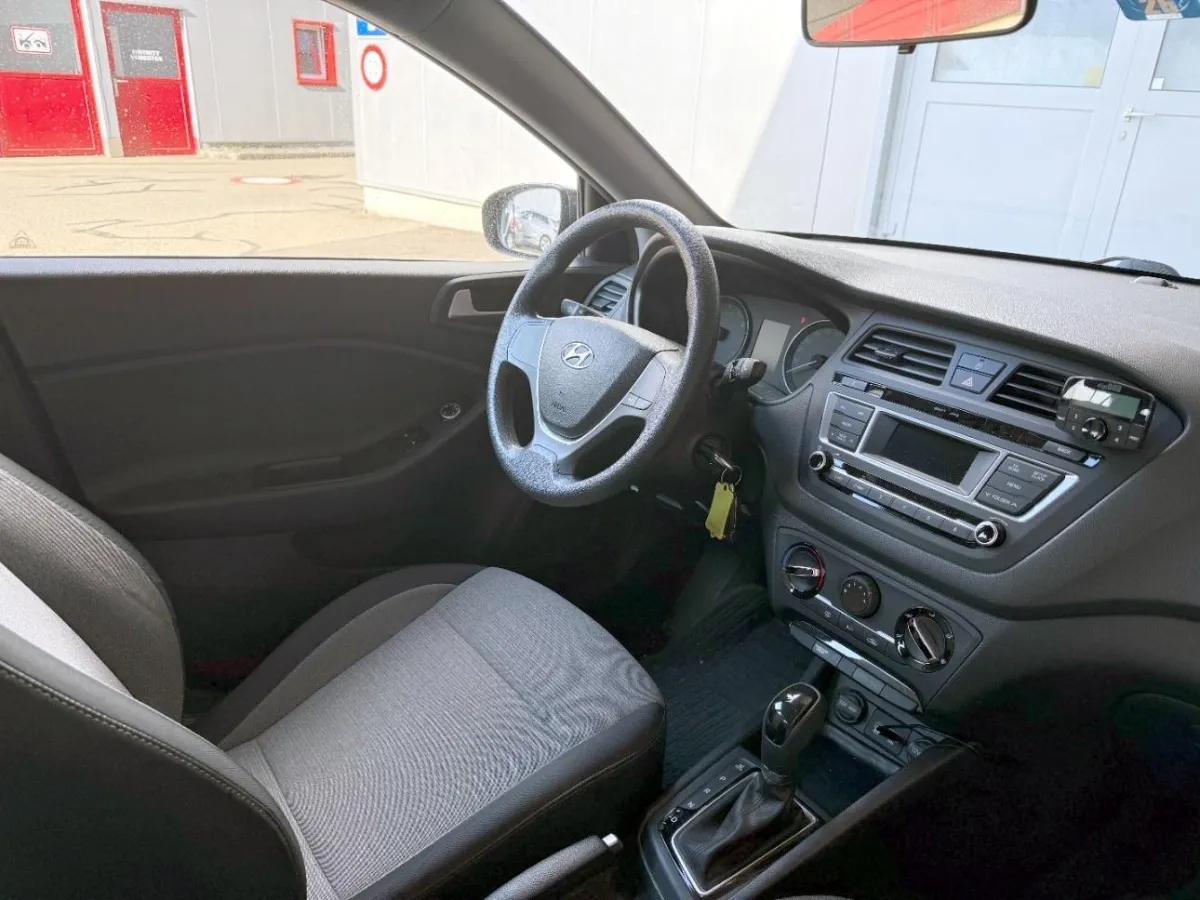 Hyundai i20/Elite i20 - GB i20 1.4, 101 PS — zdjęcie 8