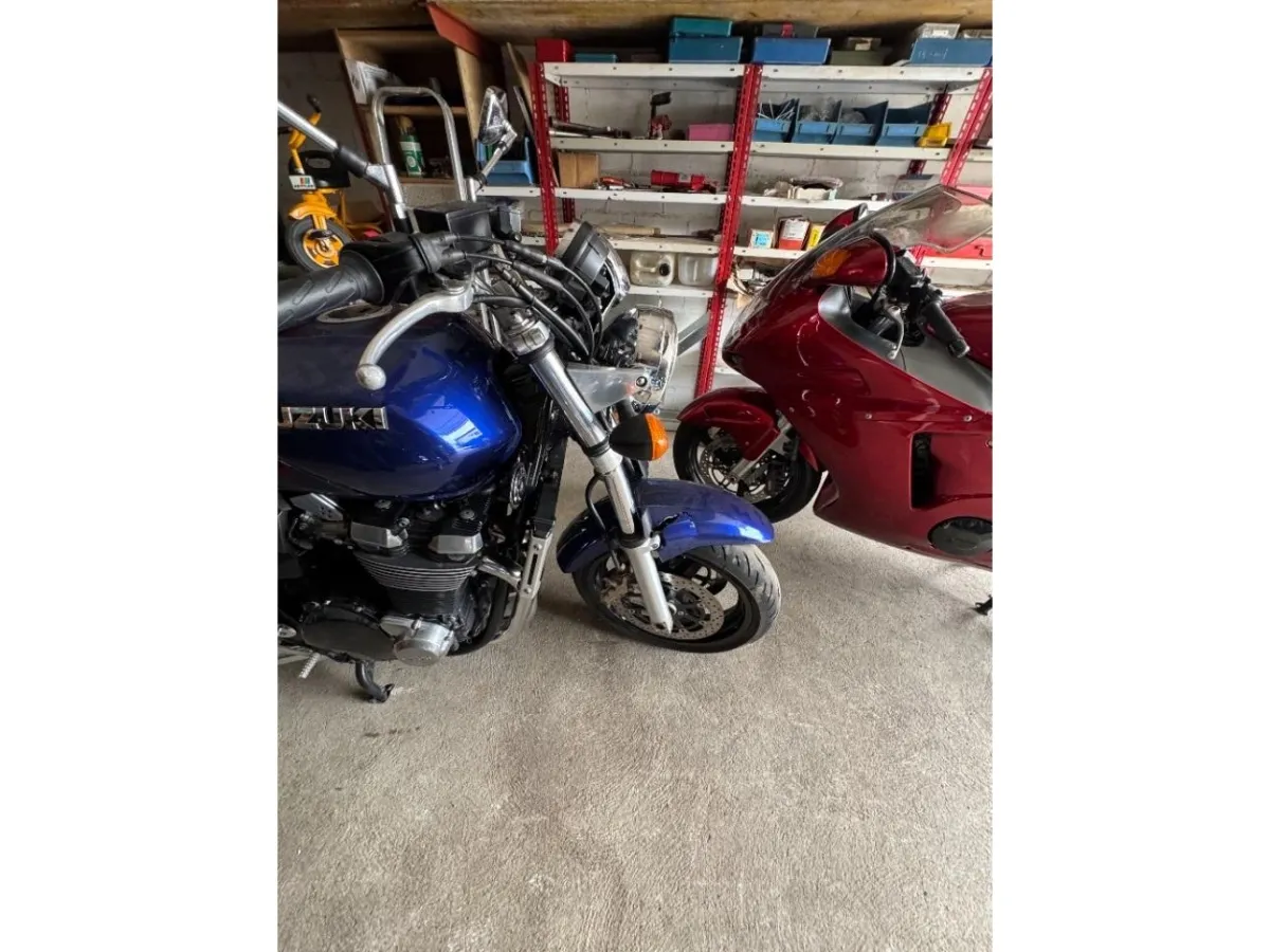 Suzuki GSX 1400, 106 PS — zdjęcie 15