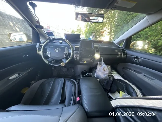 Toyota Prius 1.5 16V HSD, 77 PS — zdjęcie 8