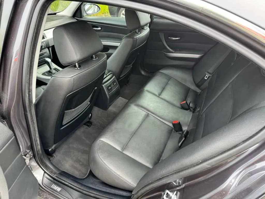 BMW 325I 325i 3.0, 218 PS — zdjęcie 8