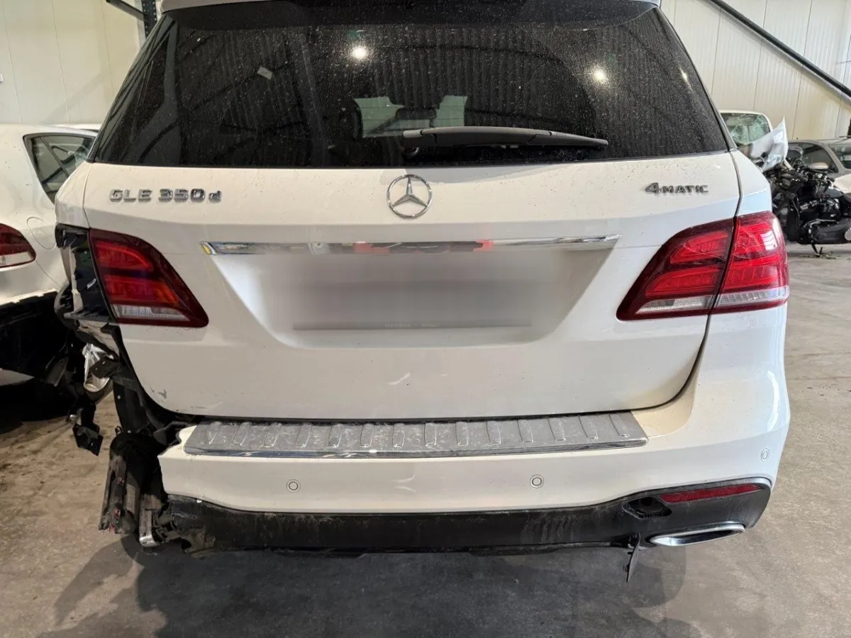 Mercedes-Benz GLE 350d AMG-Line 4-Matic 9G-Tronic 3.0, 258 PS — zdjęcie 11