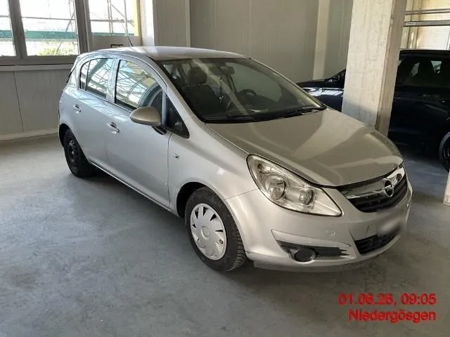 Opel Corsa D 1.4 TP Enjoy 1.4, 90 PS — zdjęcie 3
