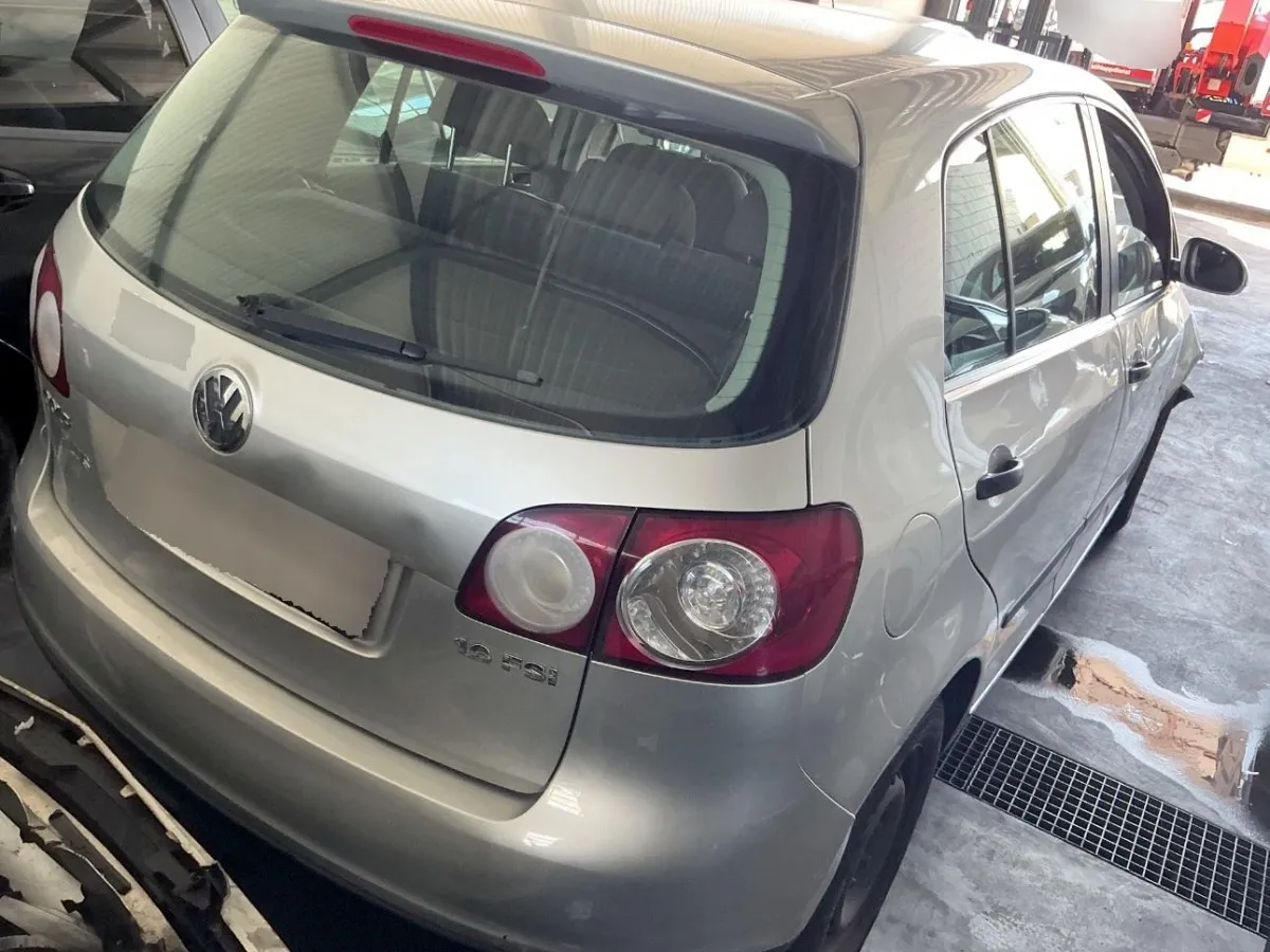 VW Golf Plus 1.6 FSI Comfortline, 115 PS — zdjęcie 2