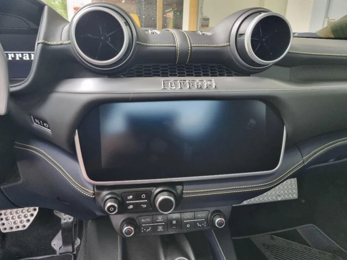 Ferrari Portofino 3.9 V8 T, 600 PS — zdjęcie 10