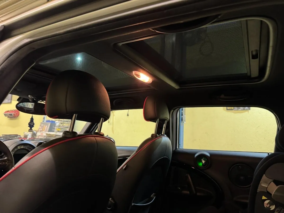 Mini Mini JCW Countryman ALL4, 218 PS — zdjęcie 8