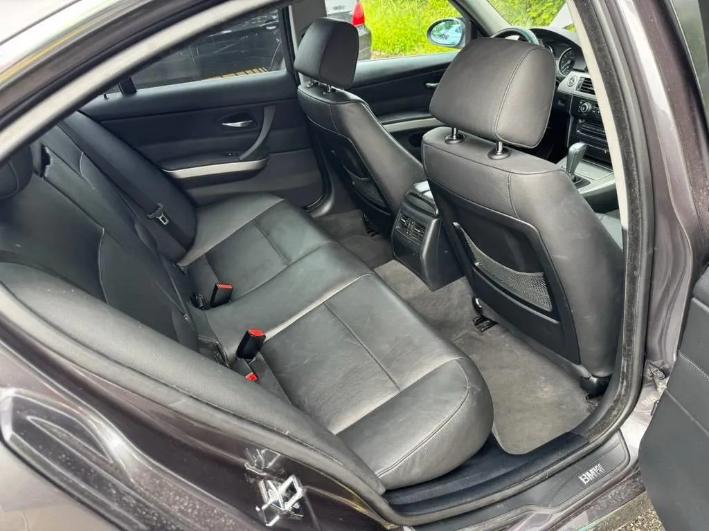 BMW 325I 325i 3.0, 218 PS — zdjęcie 10