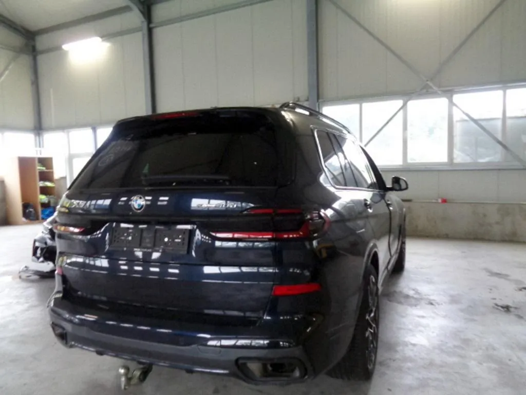 BMW X7 xDrive 40d, 339 PS — zdjęcie 2