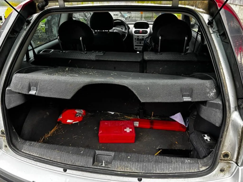 Opel Corsa C Corsa Sport 1.4, 90 PS — zdjęcie 9