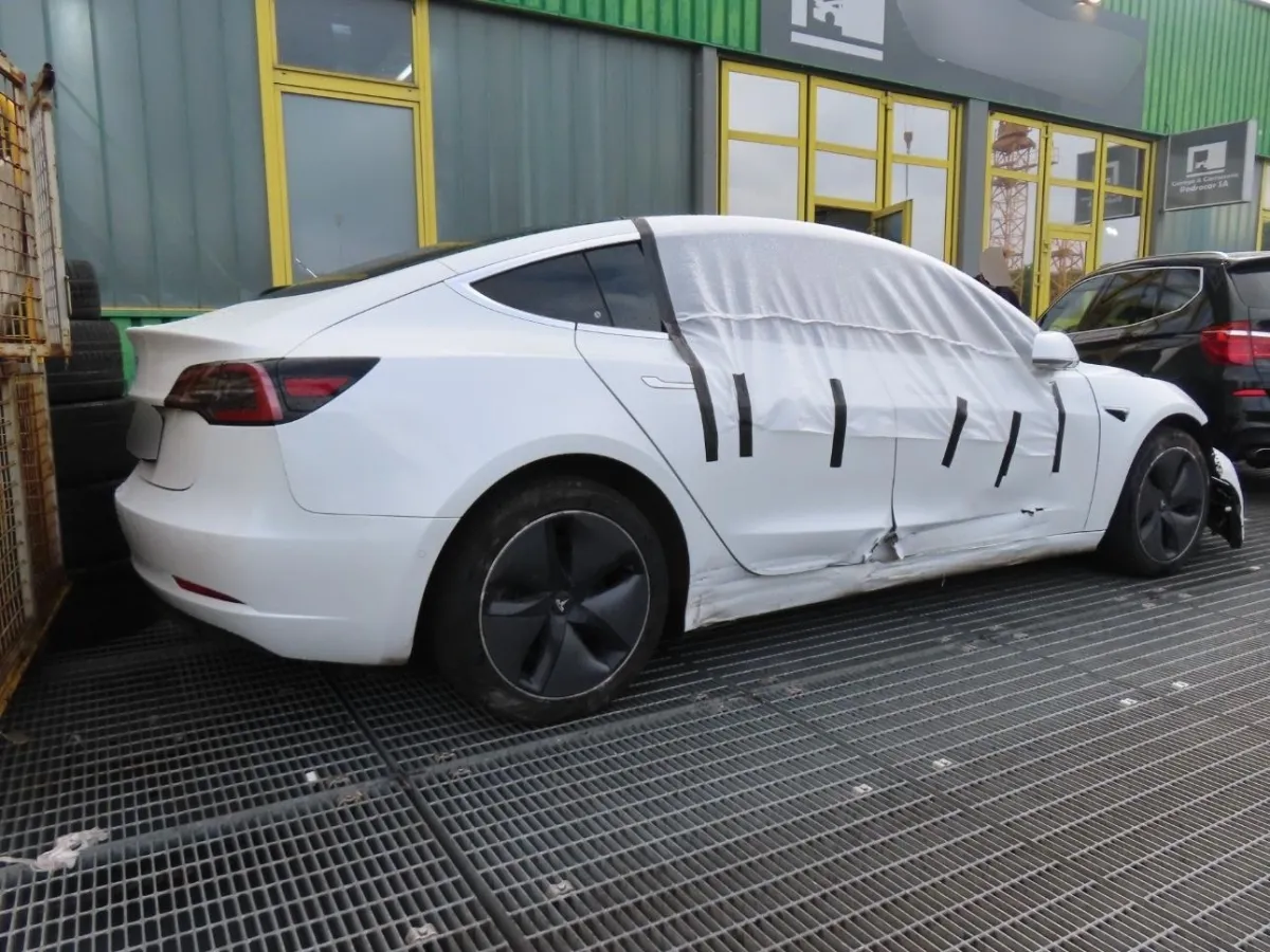 Tesla Modéle 3 Long Range, 462 PS — zdjęcie 2