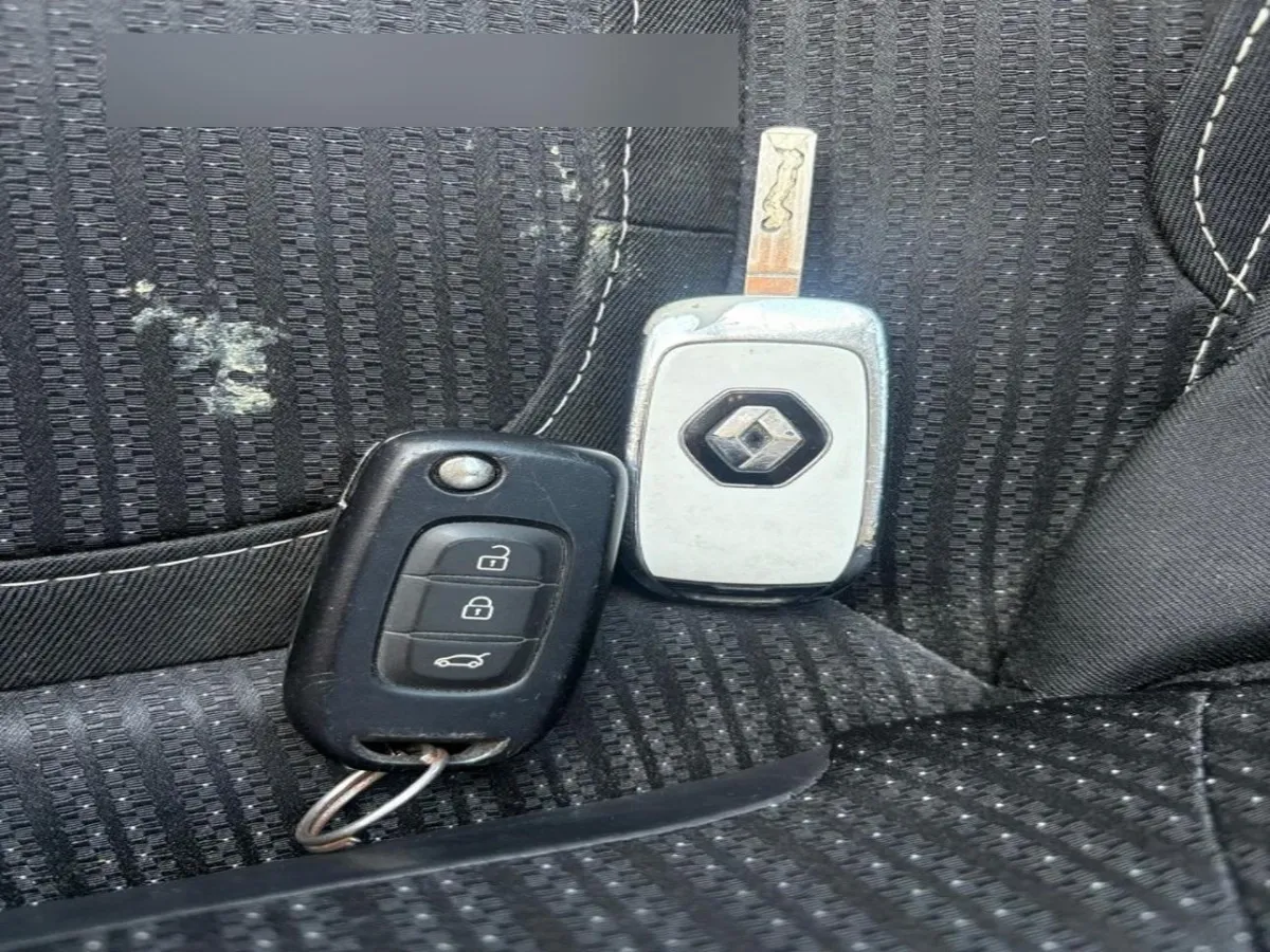 Renault Megane IV Grandtour Business, 115 PS — zdjęcie 12