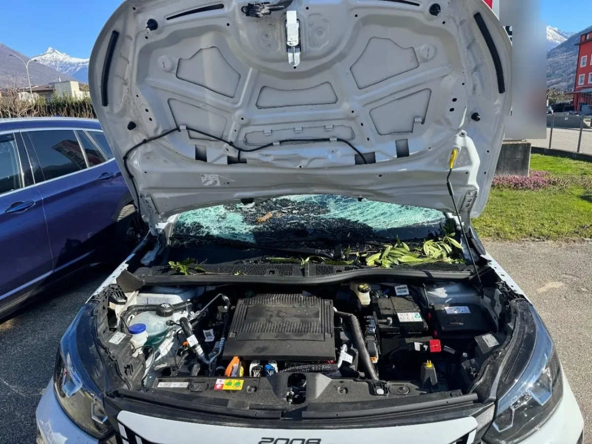 PEUGEOT 2008 156 e Allure, 156 PS — zdjęcie 14