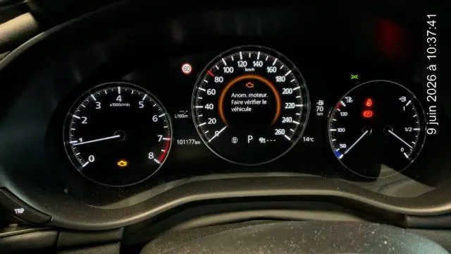 Mazda 3 Sedan SKYACTIV-X, 179 PS — zdjęcie 5