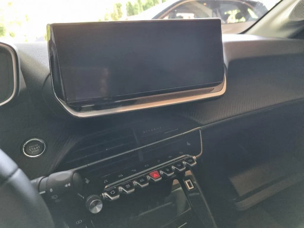 Peugeot 208 II - (UJ) 208 II Allure Pack 1.2, 101 PS — zdjęcie 7